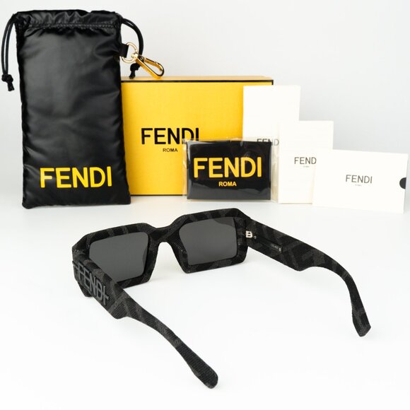 Fendi Women Sunglasses Grey Monogram Rectangle FE40074U FENDIGRAPHY 05A NEW main image 6